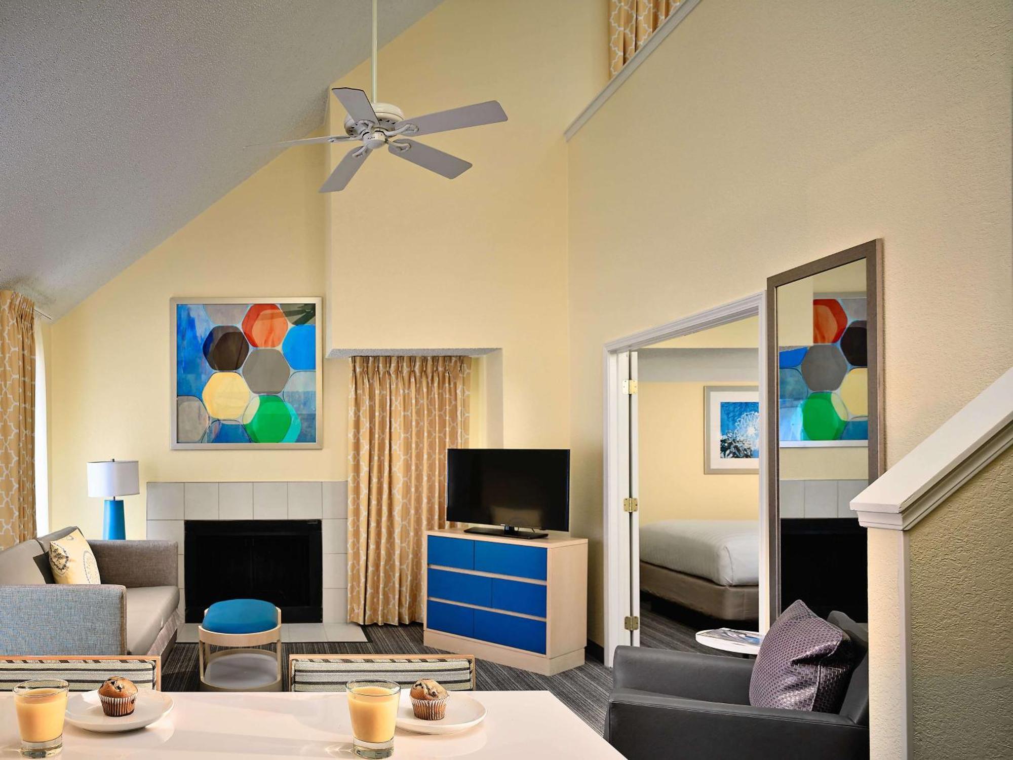 Sonesta Simply Suites Cleveland Airport Middleburg Heights Exteriör bild