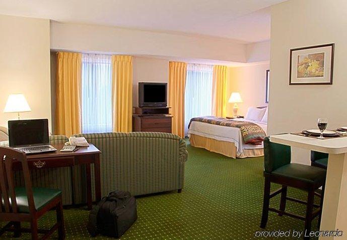 Sonesta Simply Suites Cleveland Airport Middleburg Heights Exteriör bild